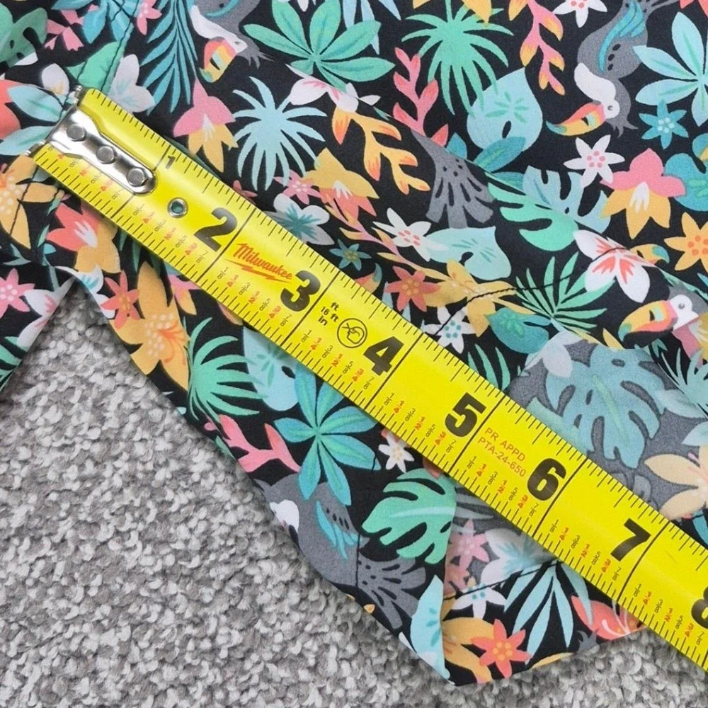 Chubbies Swim Trunks Mens Small Black Floral Tropical The Bloomerangs 5.5 Inseam